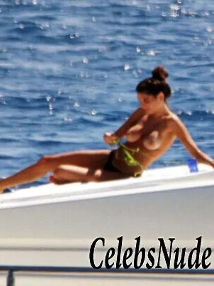 Francesca Sofia Novello Topless