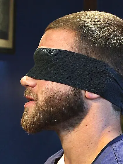 Blindfolded dude enjoys oral