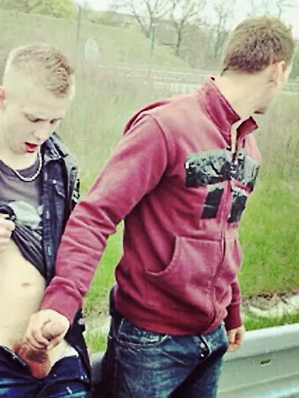 dirty, bulge, urinal, toilet, toilets, stinking, smelly,