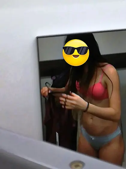 Spy DR pics---wmen spied in their sexy panties