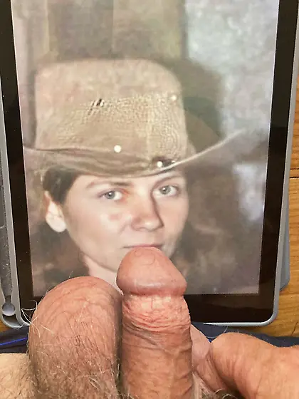 D A N i E L L E ❤️world wide web whore