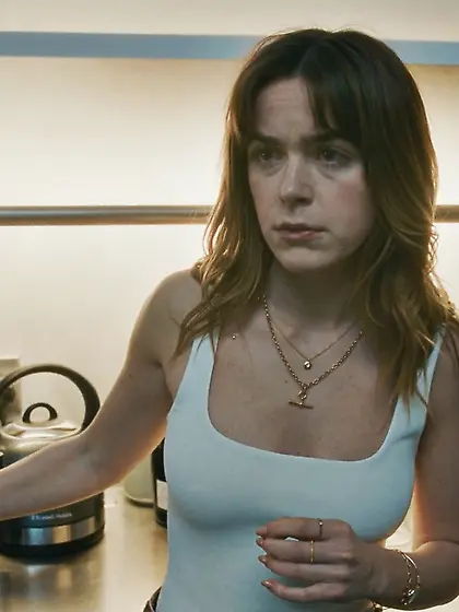 Kiernan Shipka - "Industry" s4