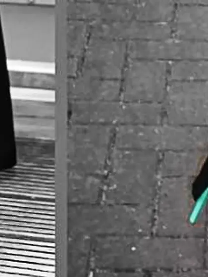 Kopftuch hijab schlampe feets boots FLICK