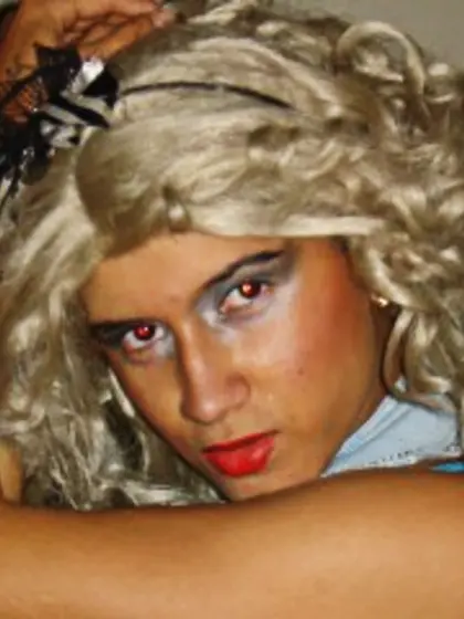 Brunette Young Shemale Luisa Alejandra Smoking.