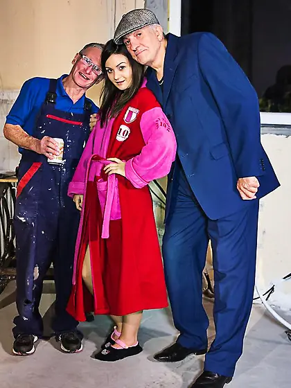 Chick with small boobs cools a confident older man at the projec