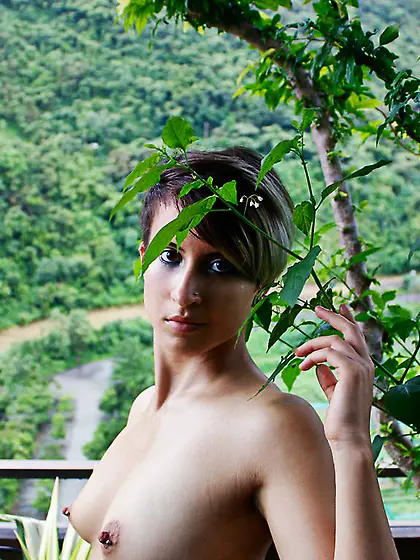 White girl nice tits