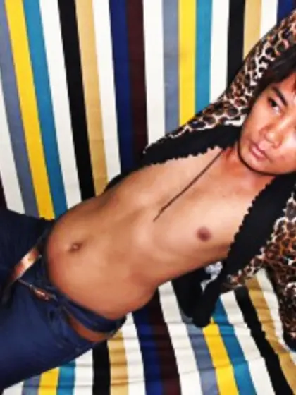 Brunette Young Man Fiel Close Up.