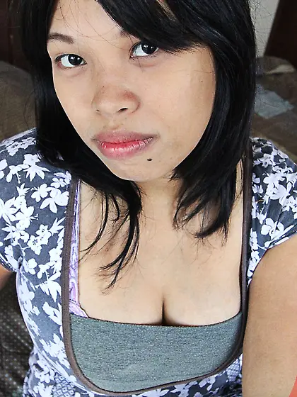 Brunette asian tourist creampie