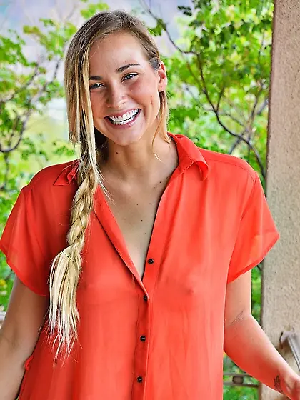 Tanned slut perfect tantalizing