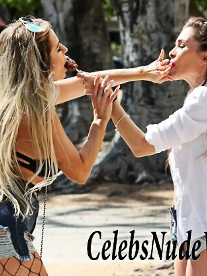 Alicia Arden: Naked Pussy Redux