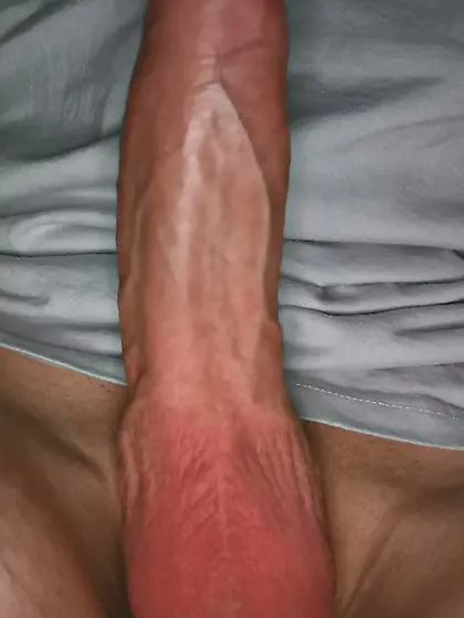 Who wants to sit on my cock ?