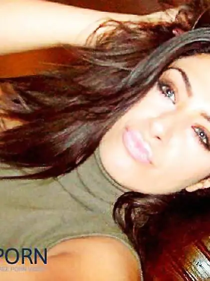 Iranian Teenager Hoe Felor (Pals with Sheyda)