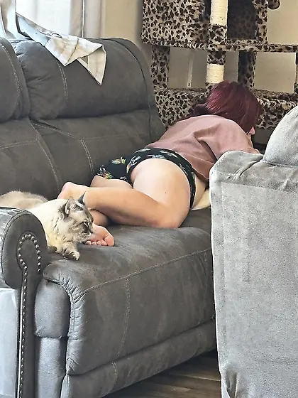 teen cousin creep shot