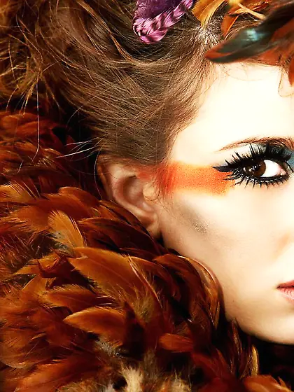 Exciting posing session from glamorous brunette Shay Laren in bl