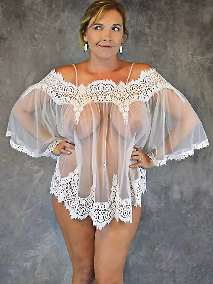 Que alternes su vagina con mi bocaQuiero lamer su