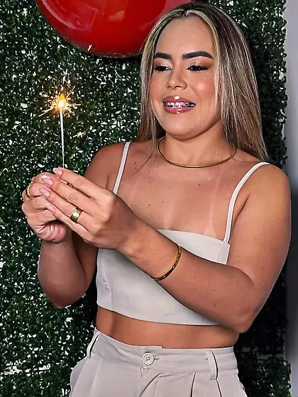 Loira malhada casada perdeu celular e vazou nudes