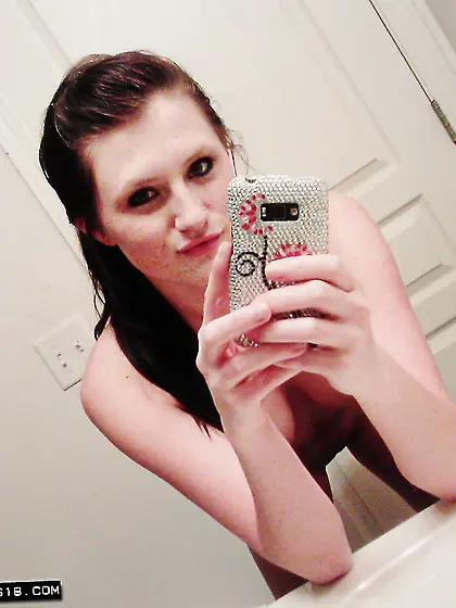 Brunette babe Freckles is a selfie loving babe who makes some re