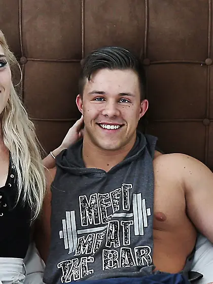 Muscled bf shags his small-chested paramour