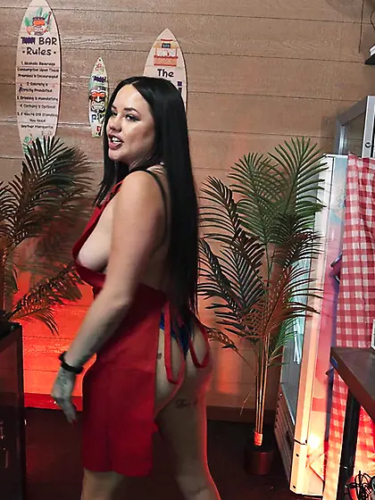 Long-haired nympho Madalina Moon gets fucked hard after sucking