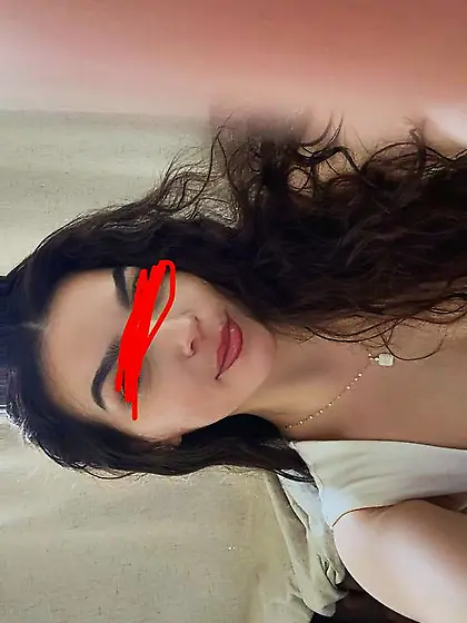 Karina Aubrey Feuti | Random Dumb Cunt from Reddit