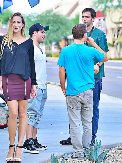 Hot babe Courtney Dillon is fooling around outdoor uncovering nu