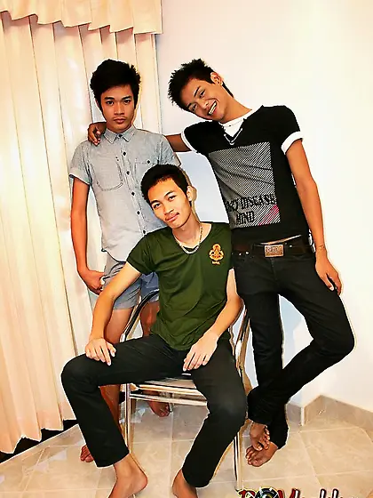 Young studs gray black