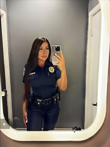 Isabella the cunt I mean the cop
