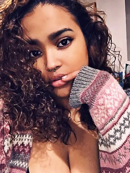 Tell me my sister Ariel isnt hot