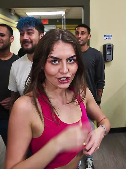 Petite slut Selina Bentz gets roughly fucked after receiving ora