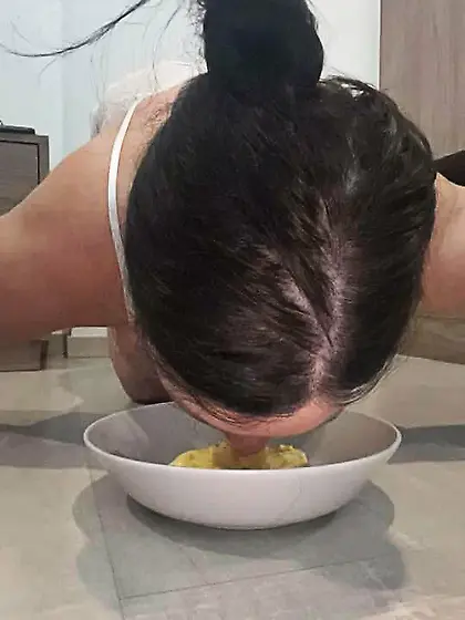 Melissa Burdello aka PORN PIG from Sydney Aus