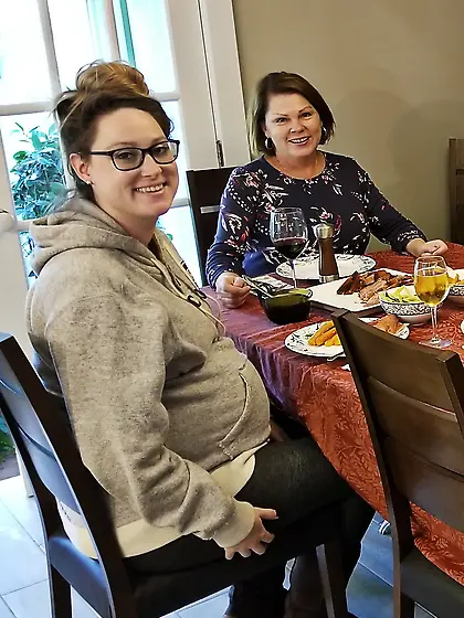 Mother and pregnant daughter