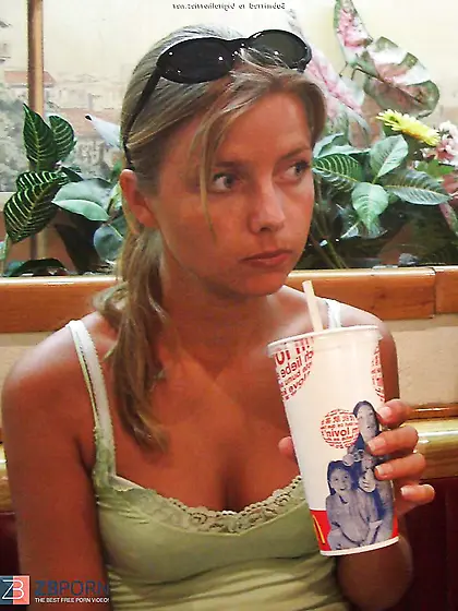 Platinum-Blonde stunning holiday diary