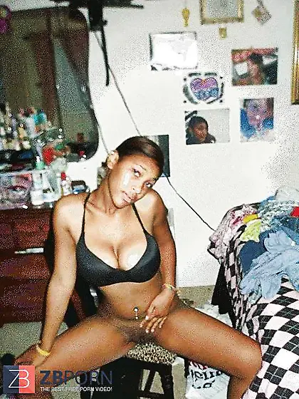 Super-Steamy Buxom Dorm Poser