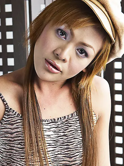 Cute and Cocky cowgirl rides one out