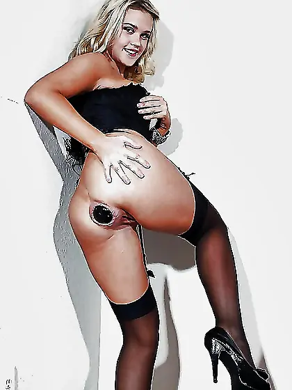 Good Girls wear butt plugs 2