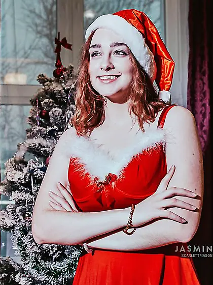 19yo green eyes girl