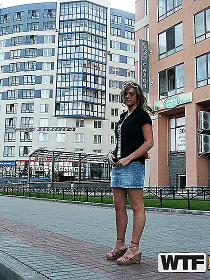 Allysin Moore is all about public blowjobs and hard loving