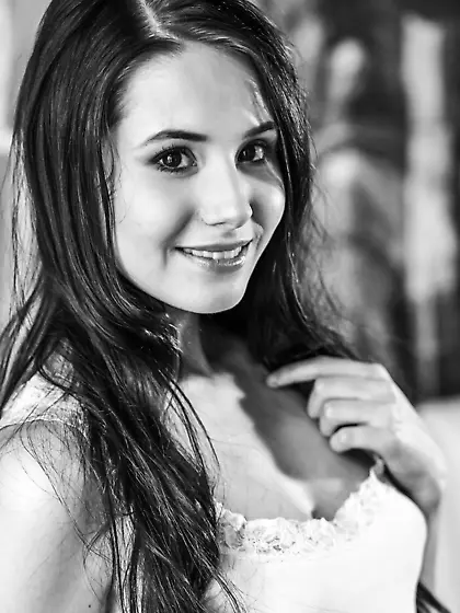 Enhavo by Deltagamma. Featuring: Vanessa Angel. MetArt. Gallery