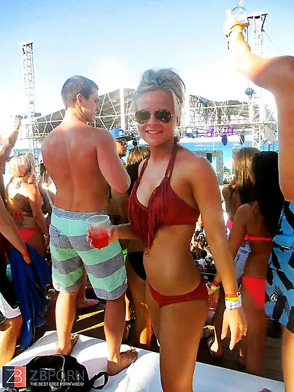 Facebook youthful torrid teenagers