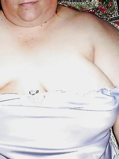 BBW Victoria Exposed