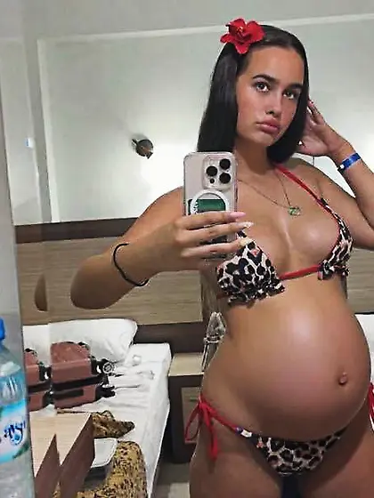 Rhianna pregnant PRV