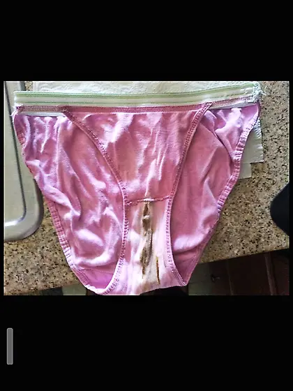 Married milf Mel Hubb gives me her dirty panties