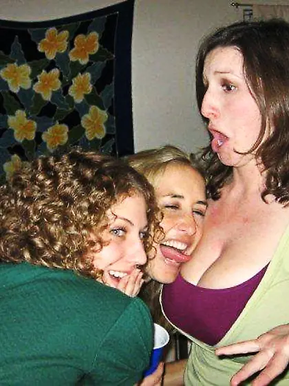 Melissa - 20yr old,  34ddd