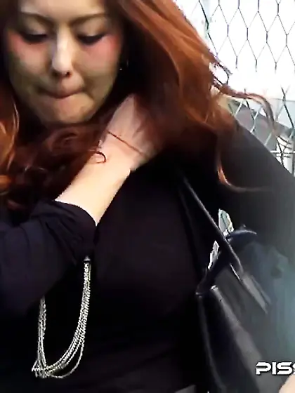 Japanese hotties filmed voyeur