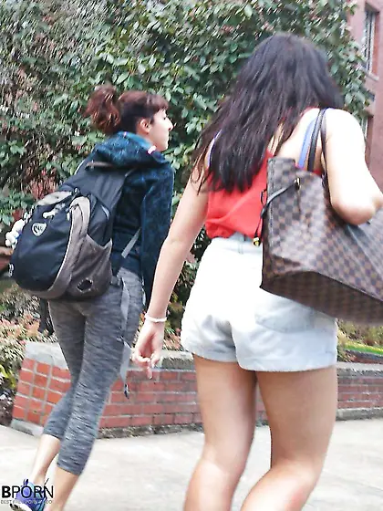 Street Chick With Cute Donk and Gams