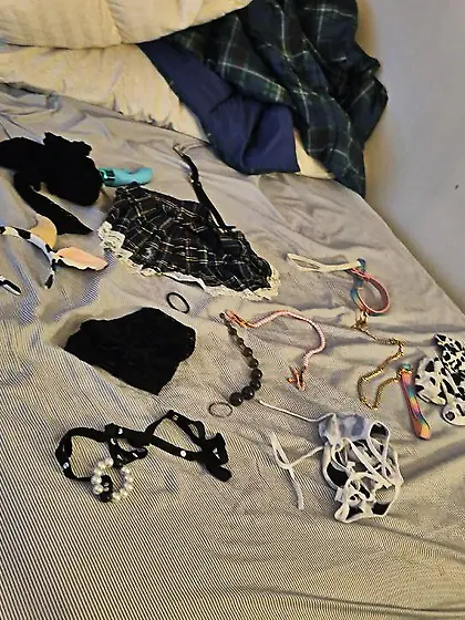 Karina Aubrey Feuti | Random Dumb Cunt from Reddit