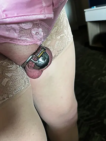 Angelcloversissy exposed sissy Shemale cockslut