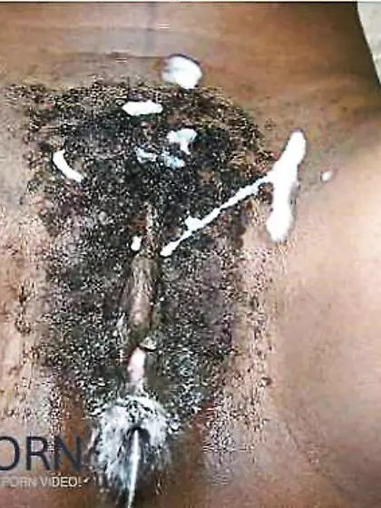 DARK-HUED VULVA 26 JIZZ SHOT OFF THE HOOK