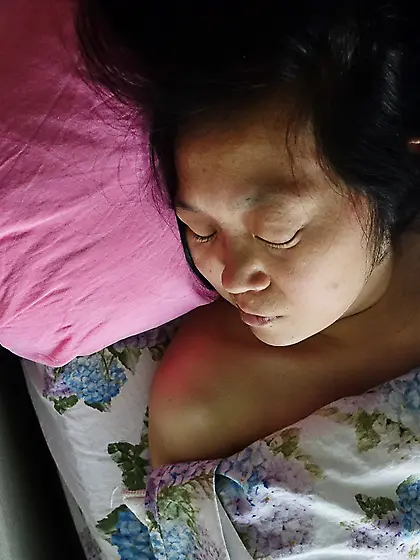 Ugly pig Kim - li and her mother