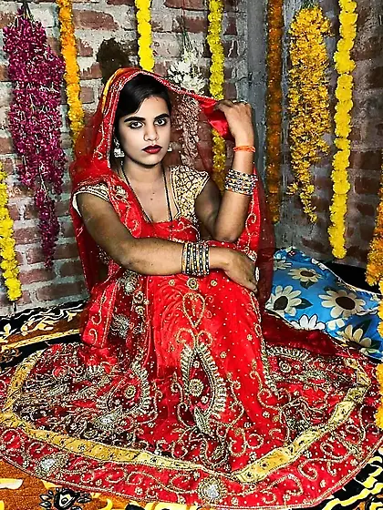 Hindu Housewife Photos